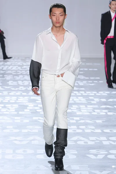 Look 5